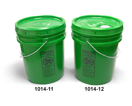 Plastic Pails, Green Pails w/ Cover and Handle