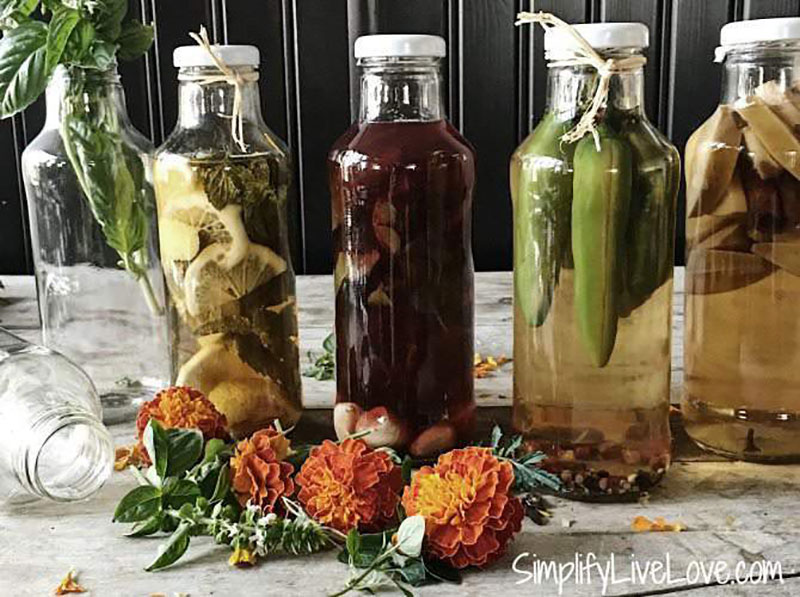 DIY- Homemade Gourmet Vinegar Flavors in Glass Beverage Bottles