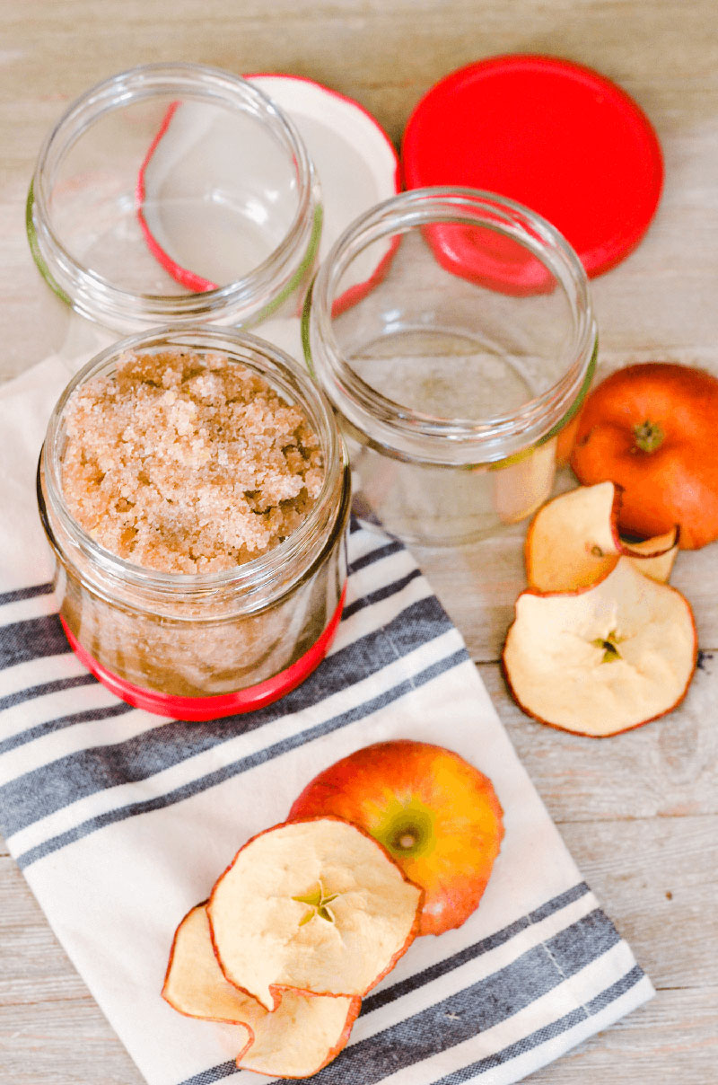 DIY - Apple & Brown Sugar Body Scrub in Glass Jars