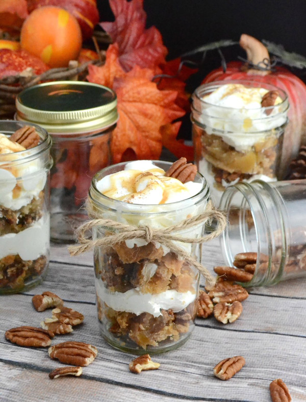 DIY - Mini Pecan Pie Trifles in Glass Jars