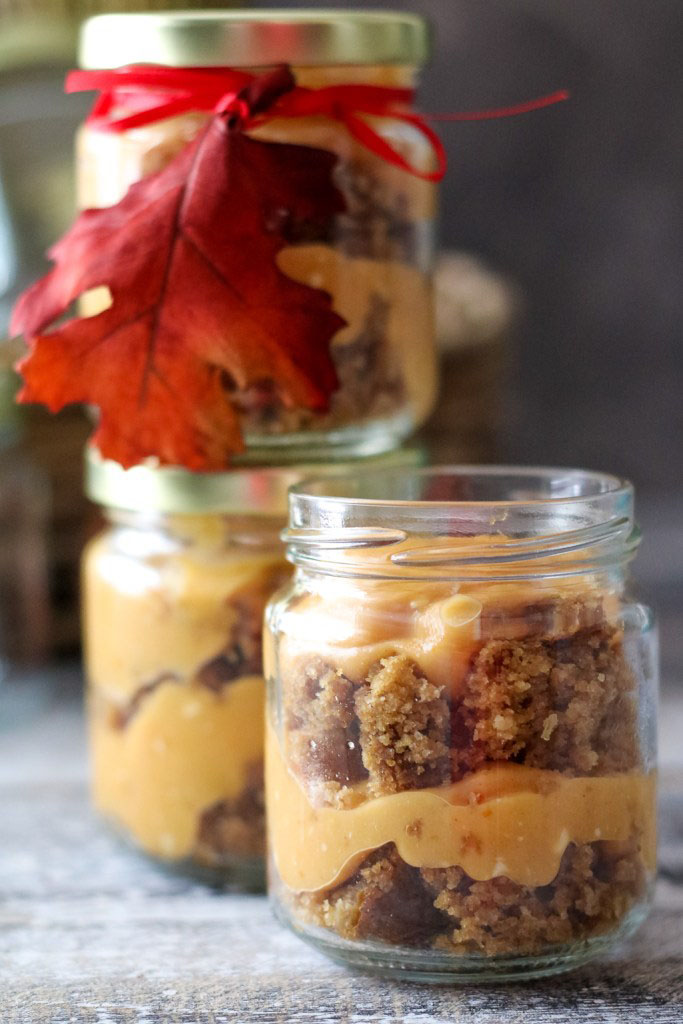 Pumpkin Cheesecake Gingerbread Trifles with Glass Jars