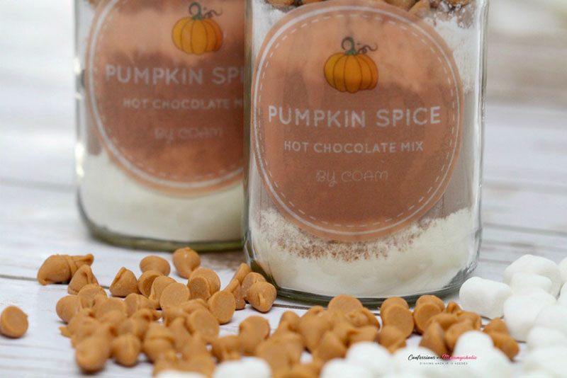 DIY - Pumpkin Spice Hot Chocolate Mix in Glass Mason Jars